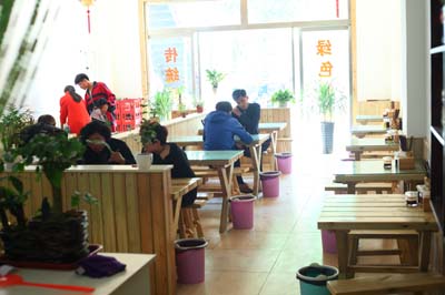 加盟霧都情重慶小面致富的生意經(jīng)